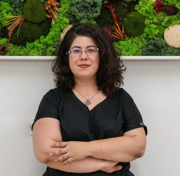 Dr. Davidoiu Andreea-Maria